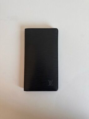 Louis Vuitton Black Epi Leather Porte Yen Cartes Credit Bifold Long Wallet